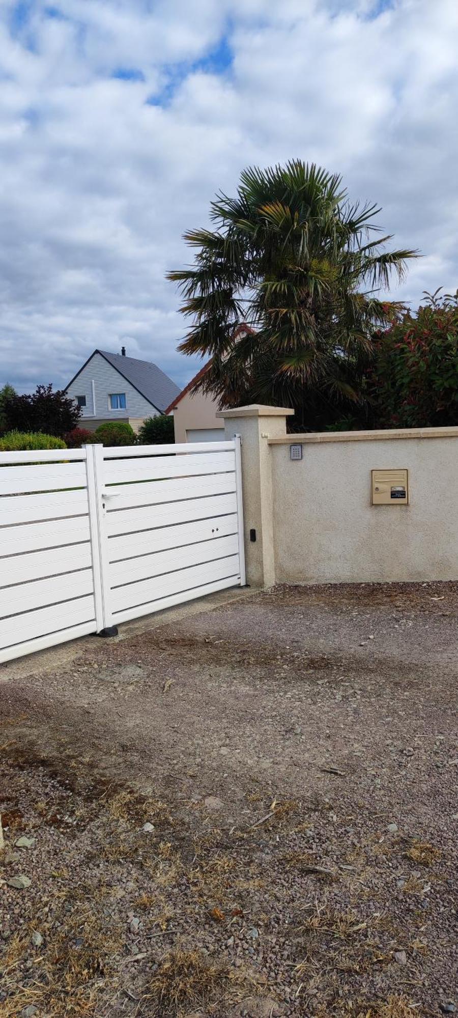 Le Ptit Normand Entre Ville & Plages Loucelles Exteriör bild